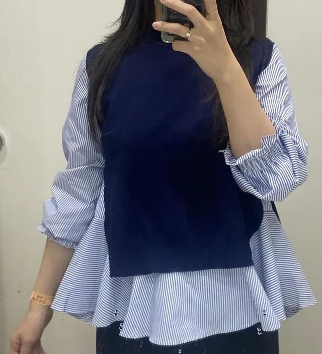 임신 30주차입니다! 출근용으로 샀는데 가을에 입기 좋을 거 같아요~! 딱히 답답한 느낌