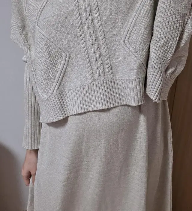 포근포근한 색상과 부드러워서 데일리부터 결혼식까지 무리없어요