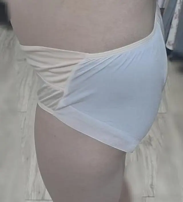 20주인데 배가 다른 분들보다 많이 나와서 많은 고민 끝에 구매했습니다. 만삭때 생각해