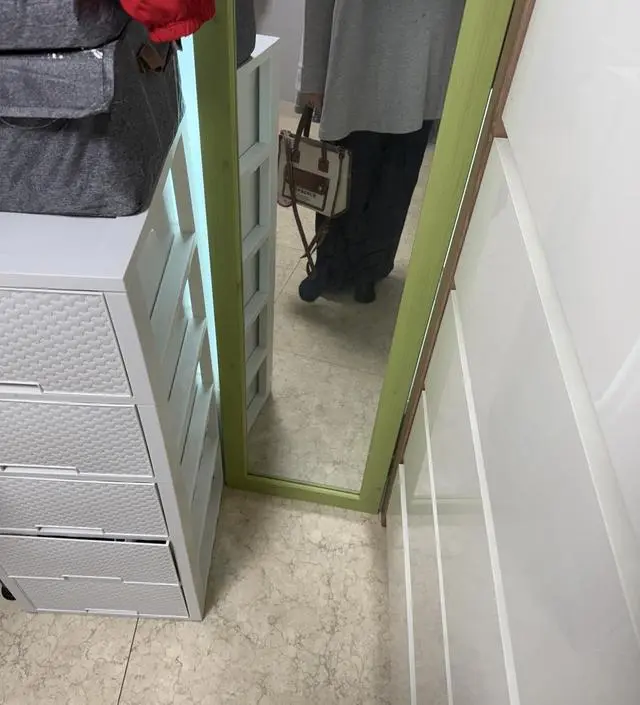 와 한동안 거지처럼 다녓는데 옷이너무이쁘네옹 