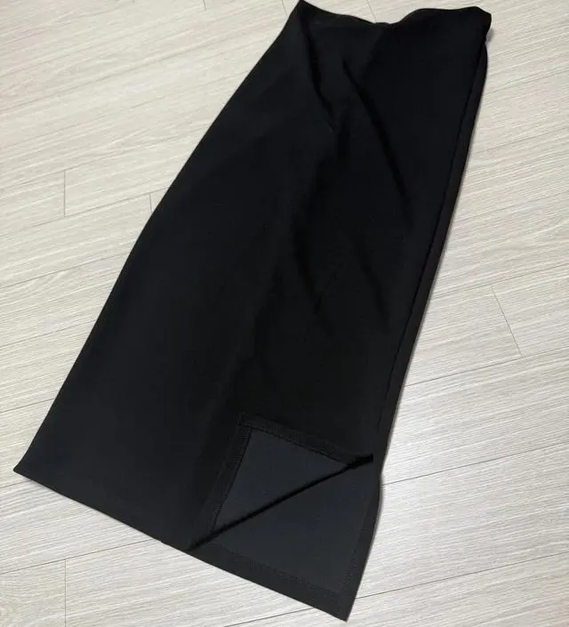 입는순간 더 확실해지는 임산부 ㅎㅎ 만삭사진 찍기에도 좋을것같아요. 여성스러워 보이