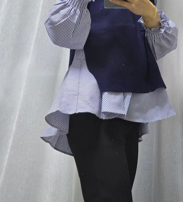 모임룩, 오피스룩으로 활용도가 높고 트임이 많아서 예쁜데 편해요!! 팔은 조금 짧은 느