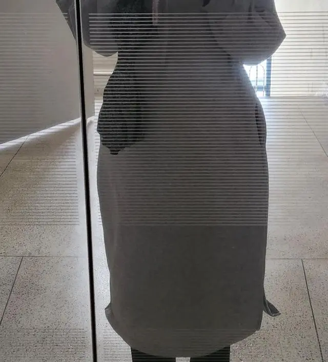 배에 바람 들까봐 롱원피스 샀는데 너무 딱이에요 ㅎㅎ 목 올라와서 따뜻함 두배에요 옆