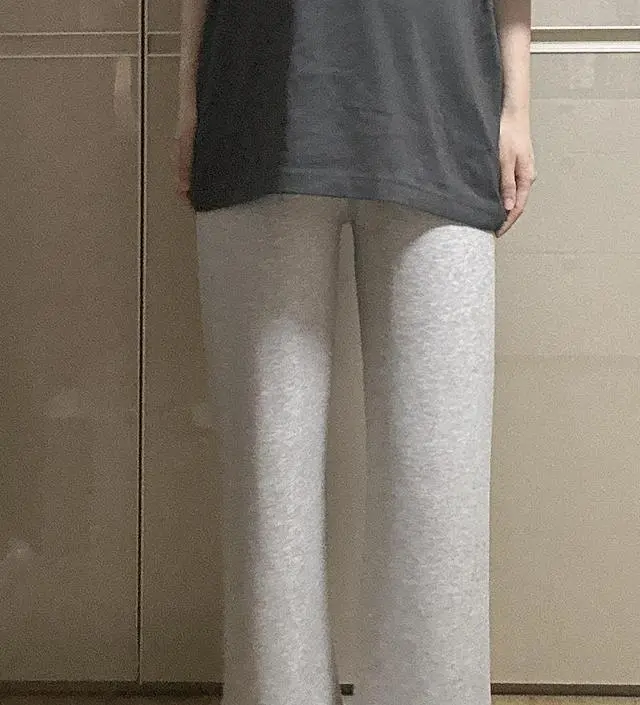 너무 편해서 자주 입고있어요! 33주차인데도 너무 편안하게 잘 입고 있어요. 블랙 구매