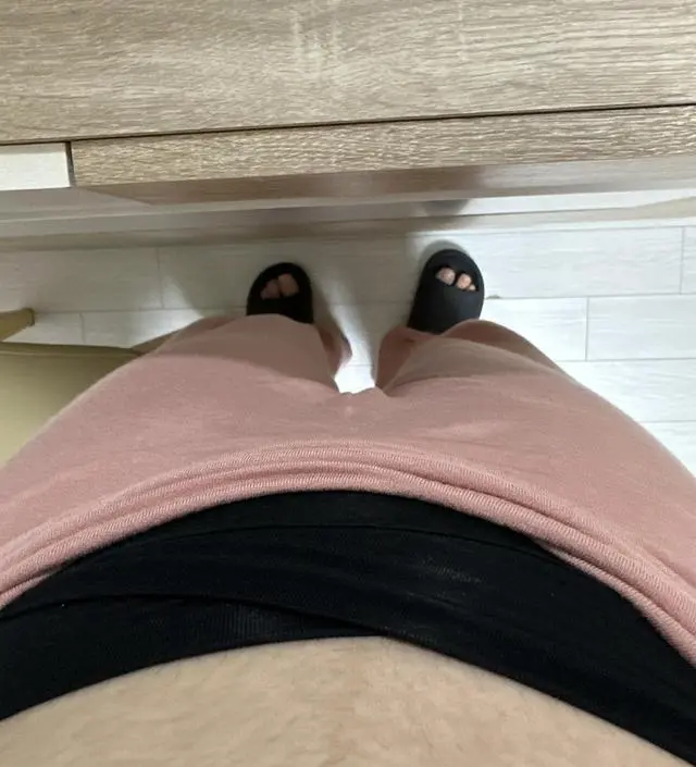 15주차까지는 일반팬티 잘 입었었는데. 16주차부터 슬슬 배가 나오면서 고무줄 부분이 