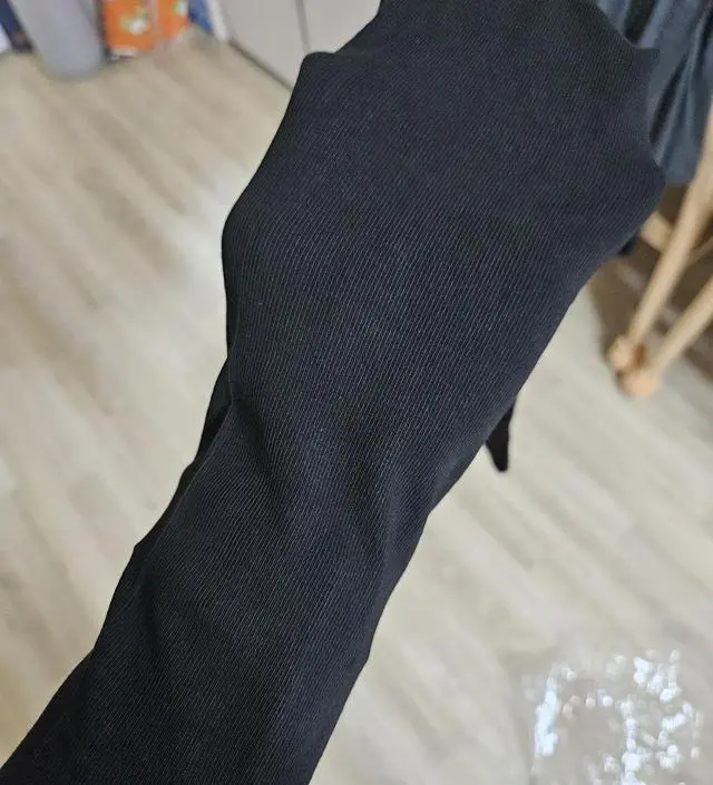 도톰하니 가을 초겨울 입기 좋아요 쌀때 잘 샀어요