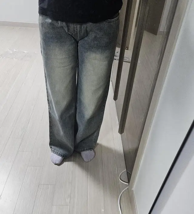 원래 청바지를 좋아하는데, 임신하여 포기할 수 없어 구매했어요~ㅎㅎ
