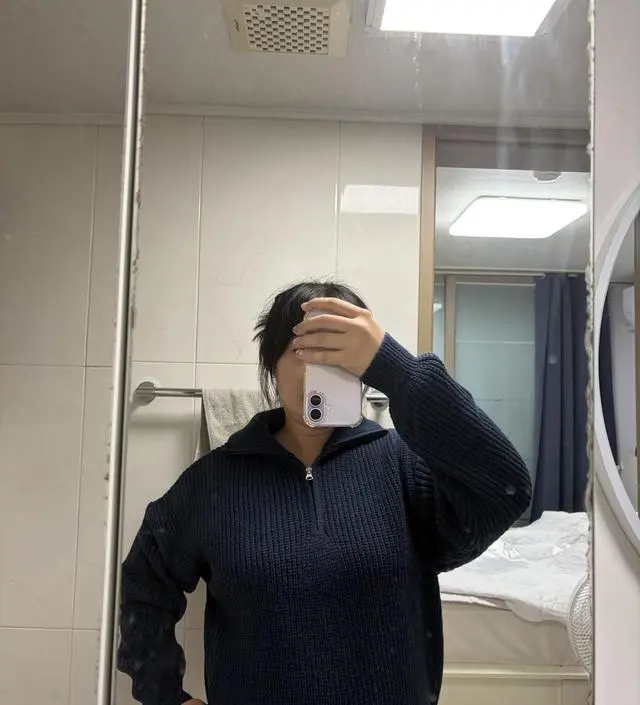 날씨가 금방 추워 질 것 같아서 미리 구매 했습니다 충분히 늘어나구요 만삭까지도 잘 