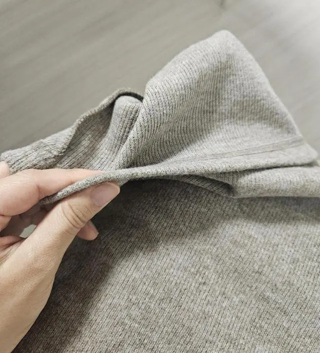 초산모 20주 입고있는데 따뜻해요~가을에도 잘입고 겨울에도 스타킹 신고 잘신을득 ㅎㅎ