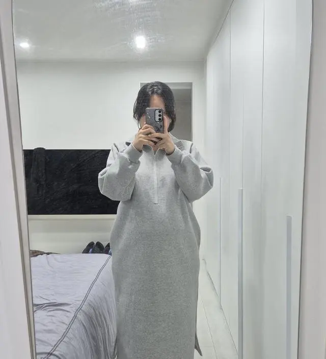 만삭이고 살이 많이쪄서 핏되지만 편하고, 기모있어서 따듯해요.