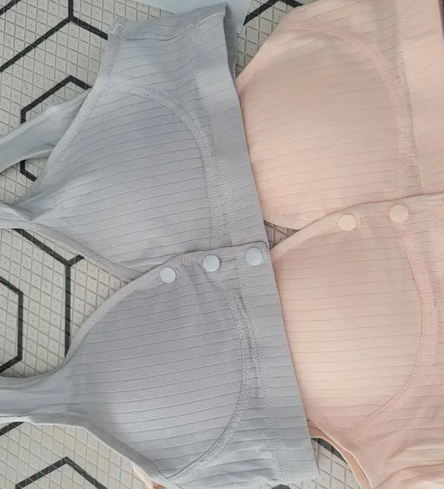 출산준비로 수유브라 소임에서 2가지종류로 구매했어요. 이건 앞에 똑딱이오픈형이라3개