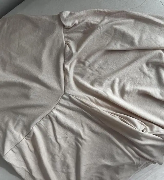 원단부드럽고 좋네요  배 편안하고
