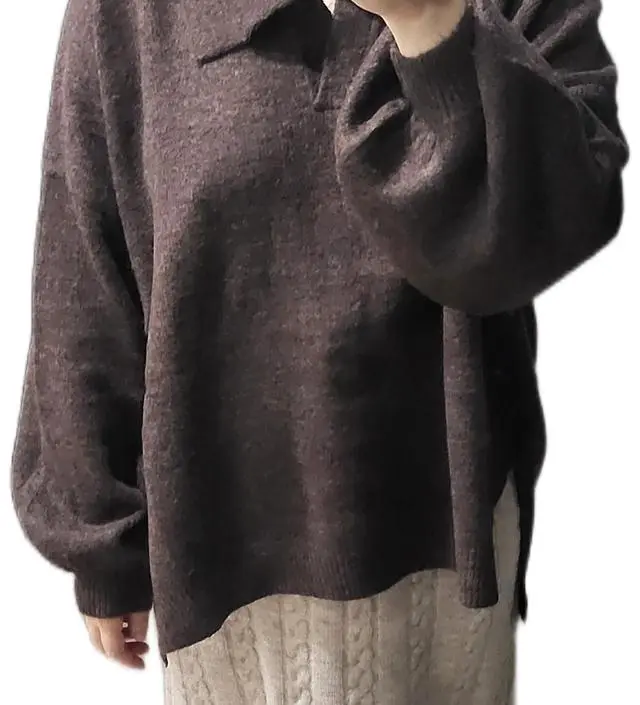 예뻐요~~ 겨울에 브라운 베이직 계열 옷을 즐겨입는데 자주 손이갈것 같습니다. 품도 넉