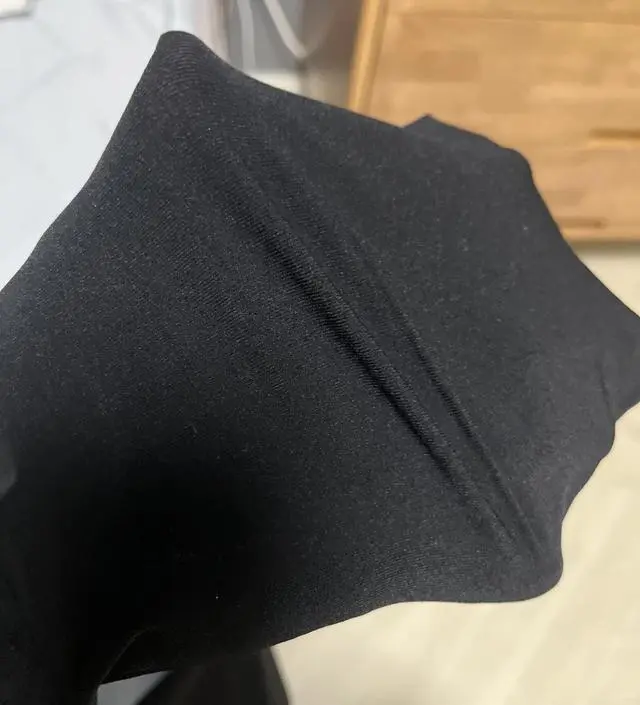 임신중에도 일하는데 유니폼을 입어야해서 스타킹을 찾다가 날씨가 추워져서 바로 구매