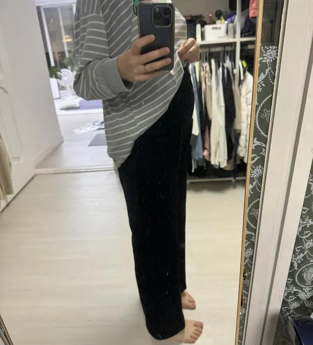 161/53키로인데 하체가 좀 넓은편이라 M 했는데 아주 편합니다. 아직은 20주라 배가많이