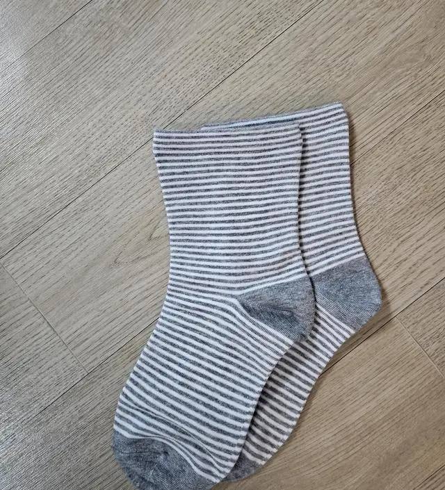 역시 믿고사는 소임 양말 너무 편해요. 예전에 구매했었는데 또 주문합니다. 만족해요 