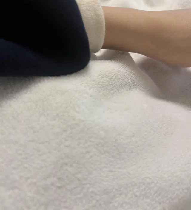 와 너무 마음에 들어요~ 따뜻하고 네이비도 진한색이고 소재도 좋네요~~^^ 잘 입을게요