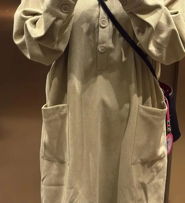 임신 16주차입니다. 이제 배가 나오기 시작해서 옷을 구매하기 시작했어요.
