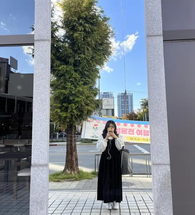 인스타 광고 보고 레이어드포켓나시원피스 살려다가 
