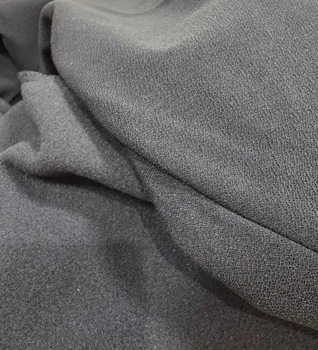 너무 이뻐요! 배 부분이 다른 소재로되어 있어서 편하고
