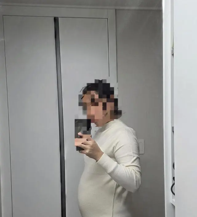 검은색으로 살까 아이보리살까고민하다 아이보리샀는데 검정색살걸 그랬어요! ㅜ 저처럼