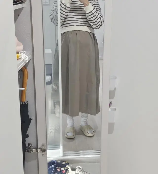 블랙 사고 너무 만족스러워서 브라운도 구매했어요~! 가을 초겨울까지 너무 잘 입을것 