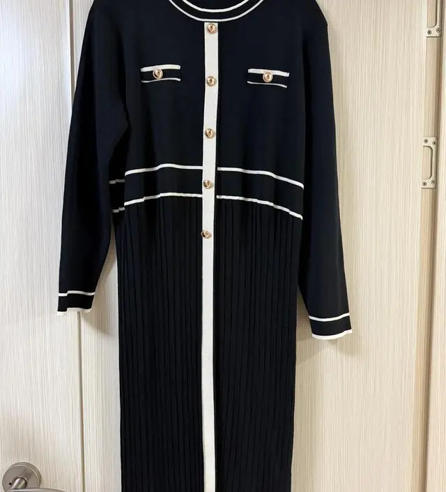 입기편하고 깔끔해요.
