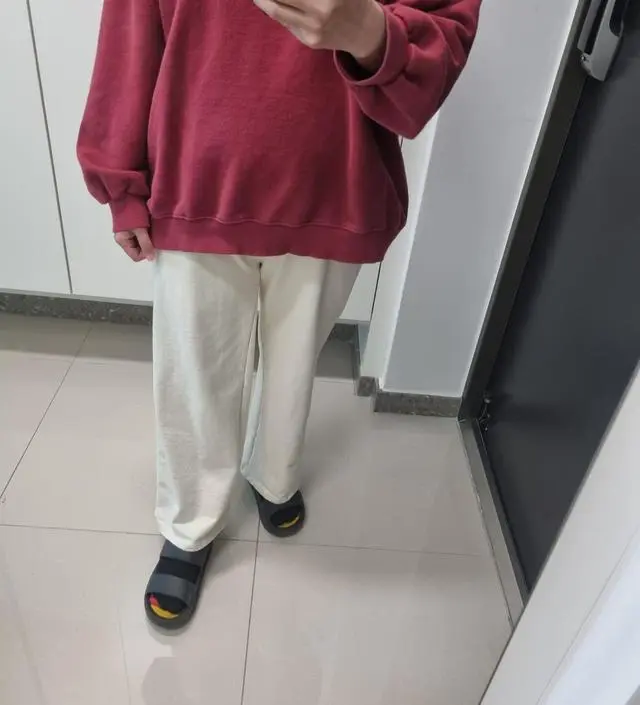 엄청 편하고 수선 안해도 되서 너무 좋아요 ㅠㅠㅠ
