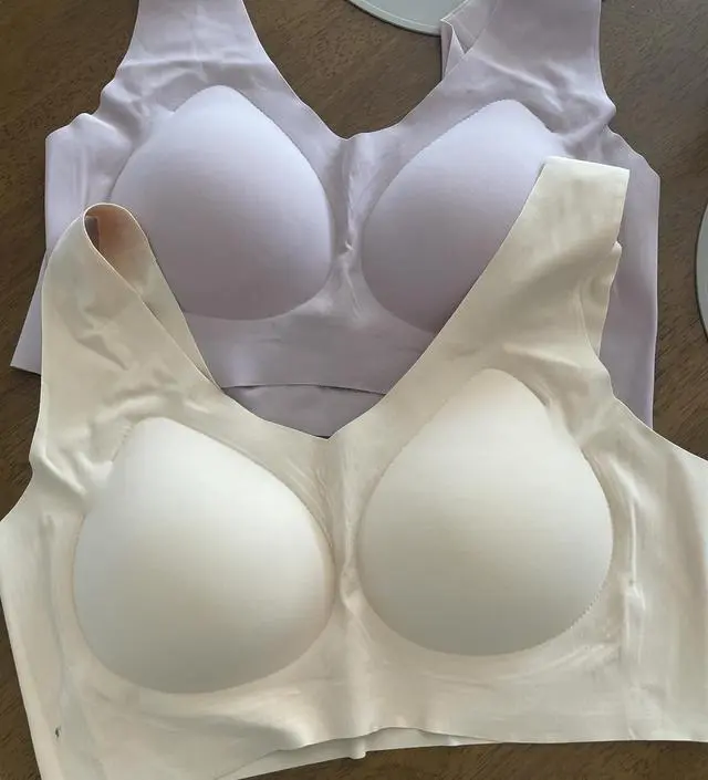 배송은 칼같이 와서 좋은데 제품 검수좀 하고 보내주세요. 기름때 같은게 뭍어있는데 안