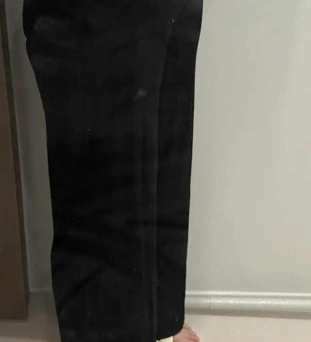 배부분 잘 늘어나요 아주 얇고 가벼운 재질이에요