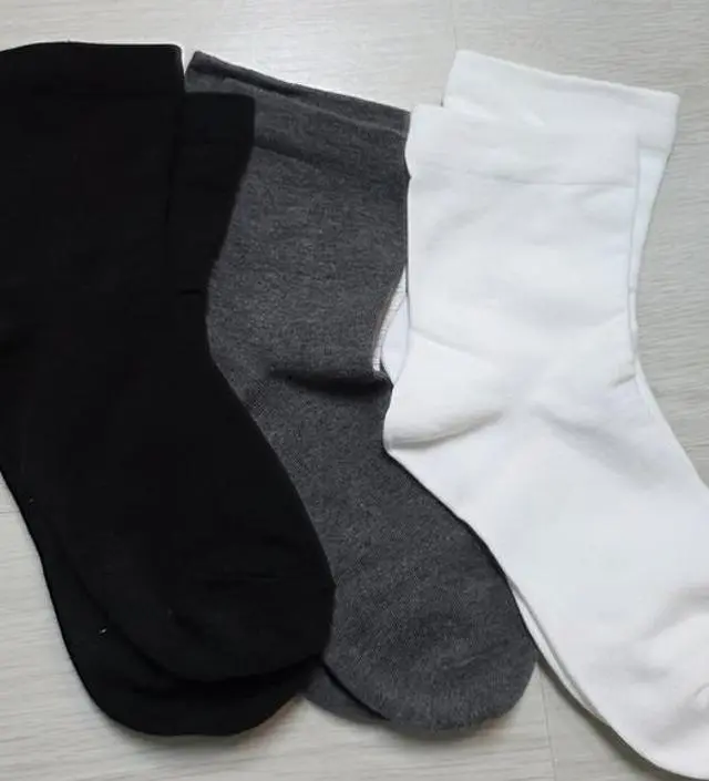 만삭 되면 다리가 붓는다고 해서 구매했습니다. 편하고 발목도 길어서 좋습니다.