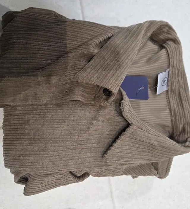 보들보들하니 촉감이 좋아요 근데 두껍진 않아요!