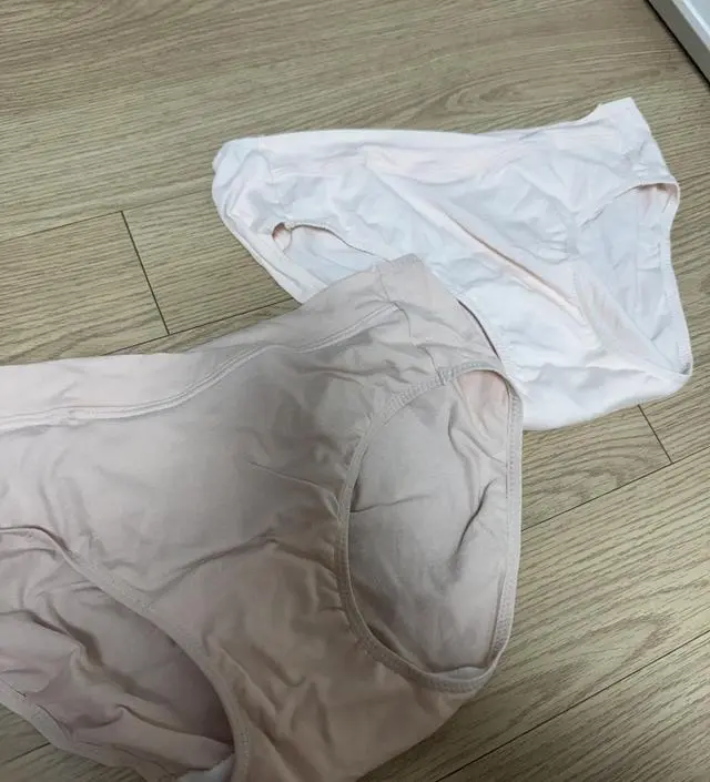 임신 후기가 되면서 소임에서 사입었던 속옷들이 조금씩 작아져서 더 큰 사이즈로 구매