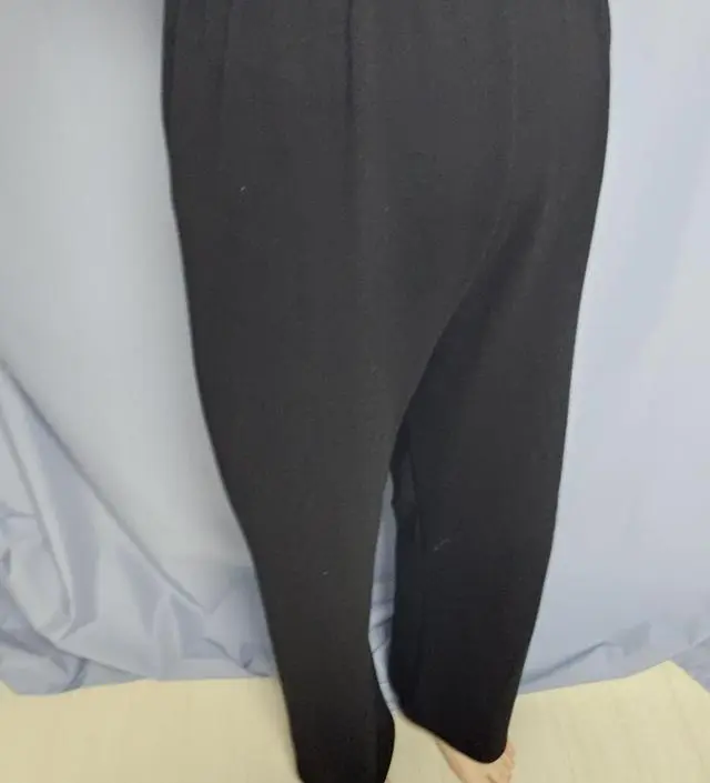 사이즈도 넉넉해서 편하게 입기 좋아요~ 산책가거나 마트 갈 때 진짜 편하게 입고 있어