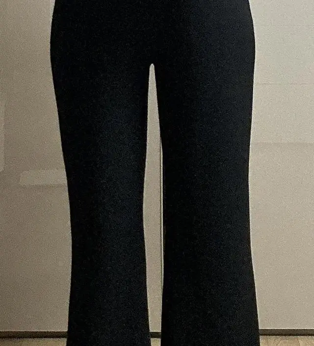 막달인데 너무 편하게 잘 입고 있습니다. 체온이 올라서 그런지 지금 2도 인 날씨에도 