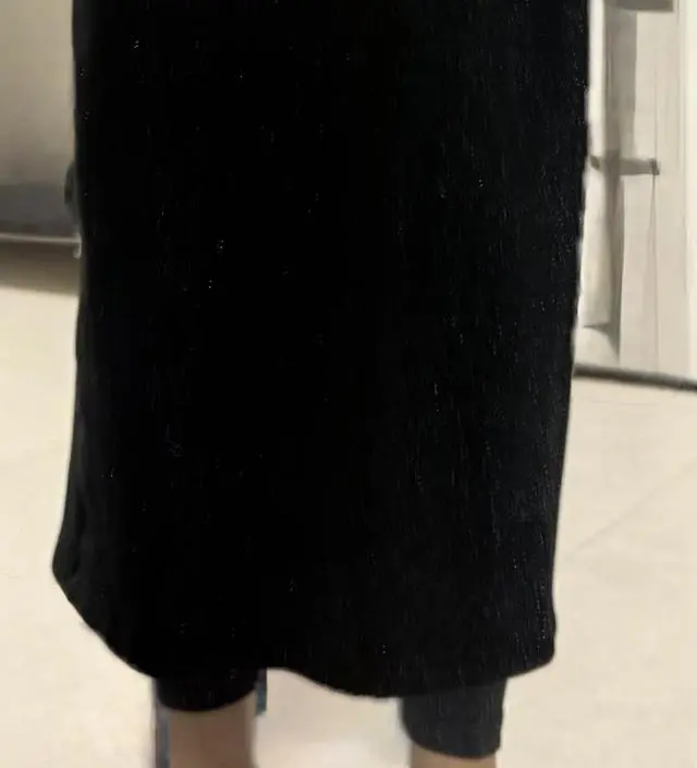 기모라 겨율에 입기 좋아요 한겨울에도 기모레깅스랑 같이 입면 될 것 같습니다 