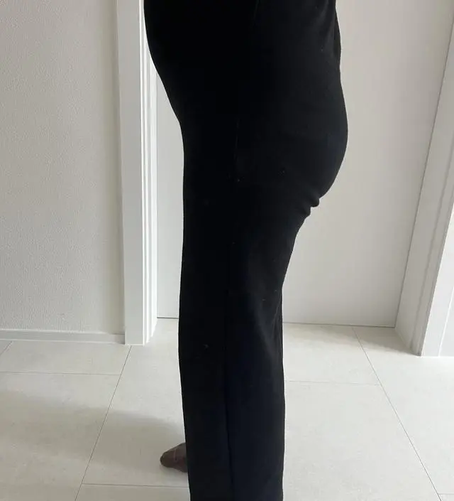 163cm, 64kg, 28주 입니다.
