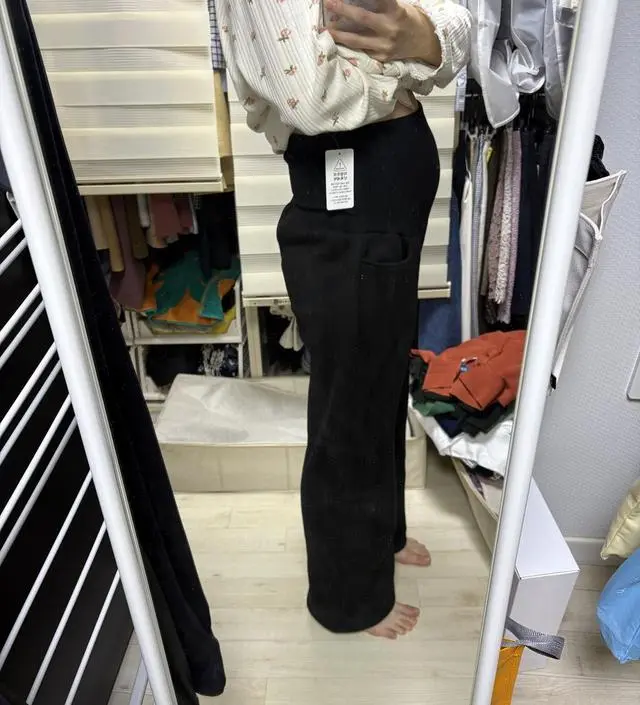 엄청 고민하다가 임산부바지 처음으로 구매해봤는데 가격대비 너무만족해요!! 생각보다