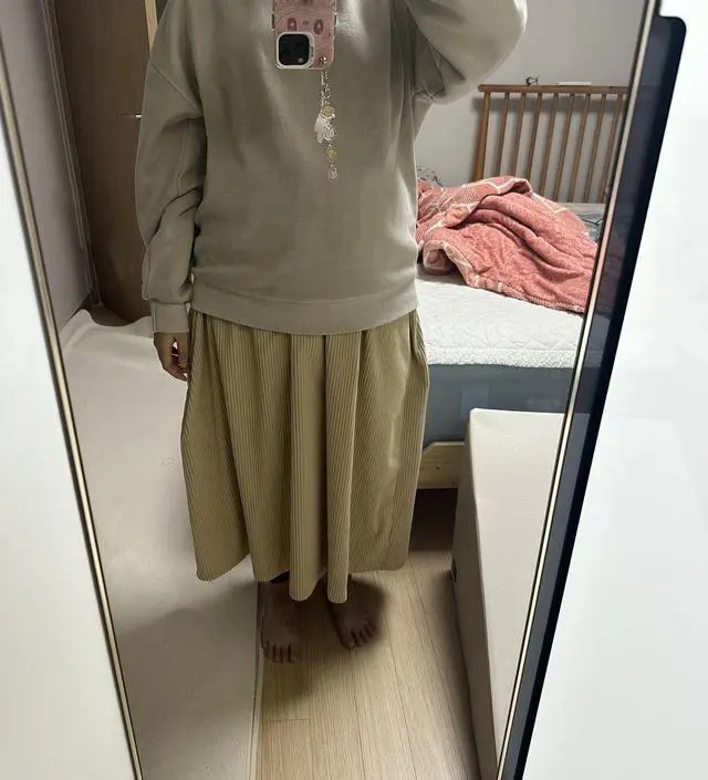 너무예뻐요!!! 너무편해요!! 강추에요! 블랙도 바로 사고 싶어요 흰색 포메를 키워서 블