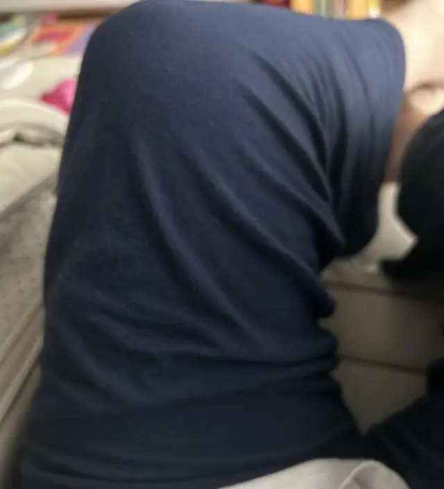 배가 많이 나와 잠옷 불편해서 구매했어요. 배까지 덮어주니까 아주 좋아요 첨에는 좀 