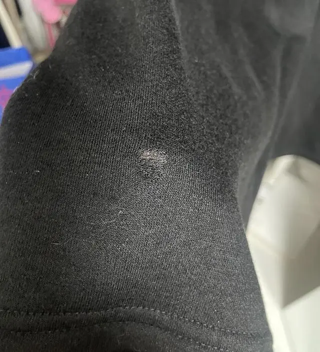 훼손으로 오해하실 수 있으니 수영당일 바로 올립니다. 상품은 아주 마음에 들어 바로 