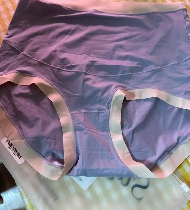 네이버페이에서 작성된 후기입니다.
