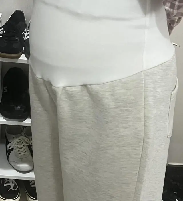 바지 생각보다 너무 편해요 전체적으로 여유 있어요(26주)
