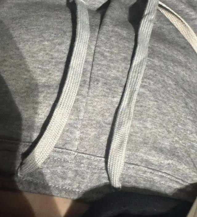 27주 입니다 ! 일단 바지핏 넘 예쁘고 
