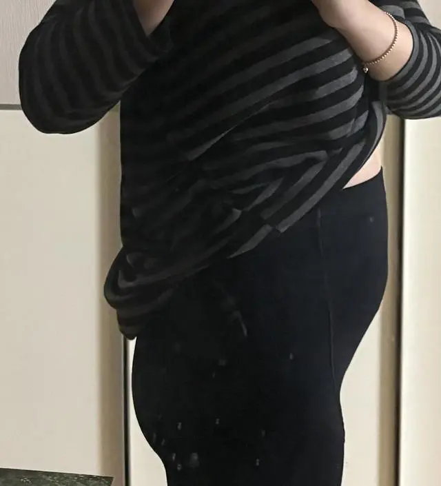 18주인데 배쪽이넉넉해서 아주편해요 품질도좋구요
