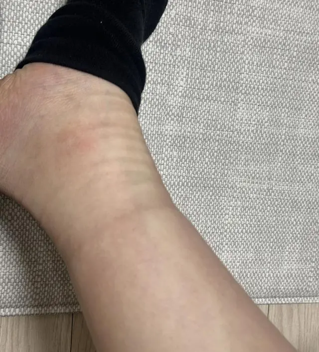 무압박양말 저렴하게 사서 편안하게 신고 있습니다 :) 
