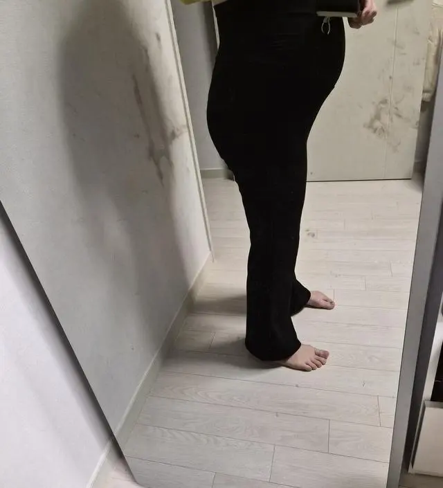 경산이라 주수에 비해 배가 더 많이 나왔는데도 조임 없이 매우 편하고 건조기 돌려도 