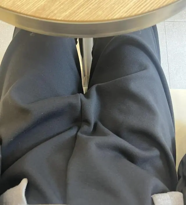 부들하고 배도 푠하고~ 초기부터 막달까지 입을 편한함이네요 안에 털도 있어서 적당히