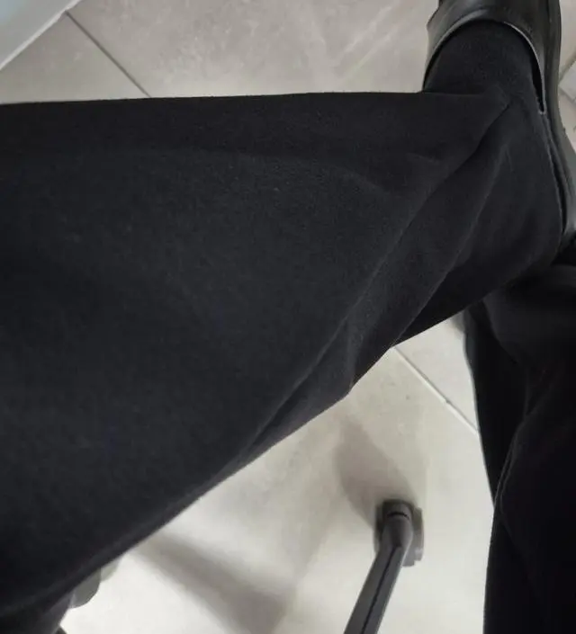 지금껏산바지중에 젤편해요 만삭때는 배가딱맞을것같아요 25주차인데 조절없이잘맞네요