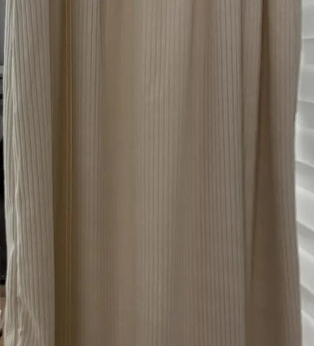 아직 입고 나가진 않았지만 가성비는 최고입니다! 겨울에 휘뚤마뚤입을듯